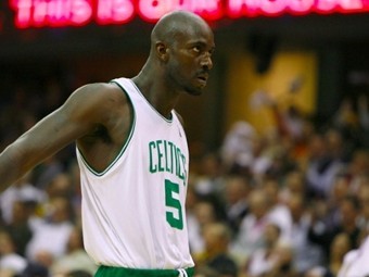 "Бостон Селтикс" выиграл четвертый матч подряд "Бостон Селтикс" выиграл четвертый матч подряд