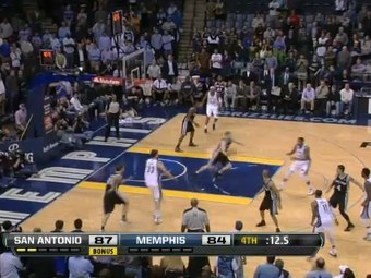 "Сан-Антонио Сперс" выиграл пятый матч подряд "Сан-Антонио Сперс" выиграл пятый матч подряд