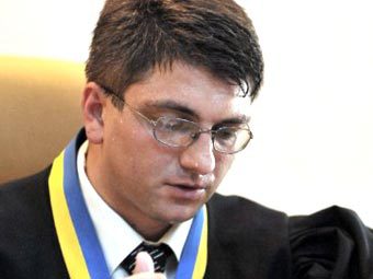 Депутат оспорил полномочия судьи по делу Тимошенко Депутат оспорил полномочия судьи по делу Тимошенко