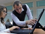 Отечественные учителя могут получить российские ноутбуки и планшеты Отечественные учителя могут получить российские ноутбуки и планшеты